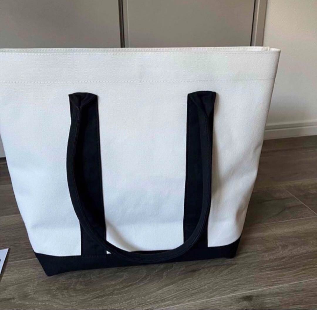 Mercedes-Benz ネイビー トートバッグ 非売品！美品！Mercedes-Benz ベンツネイビー トートバッグ
