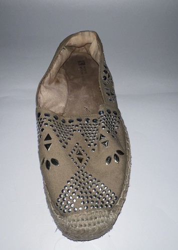 White Mountain HERRING Espadrille Studded Flats Shoes Womens Size 7.5 M - Picture 6 of 10