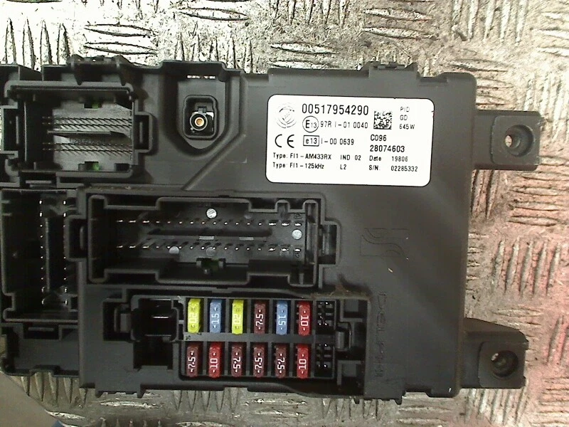 Fiat grande punto glove outlet box fuses