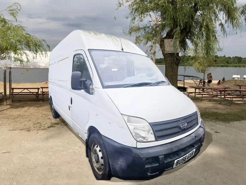 LDV MAXUS 3.5 CDI 95 LWB (TRANSIT style) . Camper OFFERS?? 12m MOT! PX? - Picture 1 of 14
