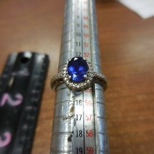 Sterling Silver - Faceted BLUE STONE  Ring Size 7---------3.3g
