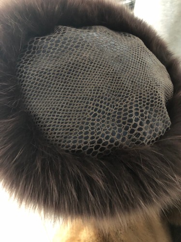 NWT DESIGNER DYED BROWN FOX FUR HAT BONNET LEATHER TOP One Sz. - Picture 3 of 4