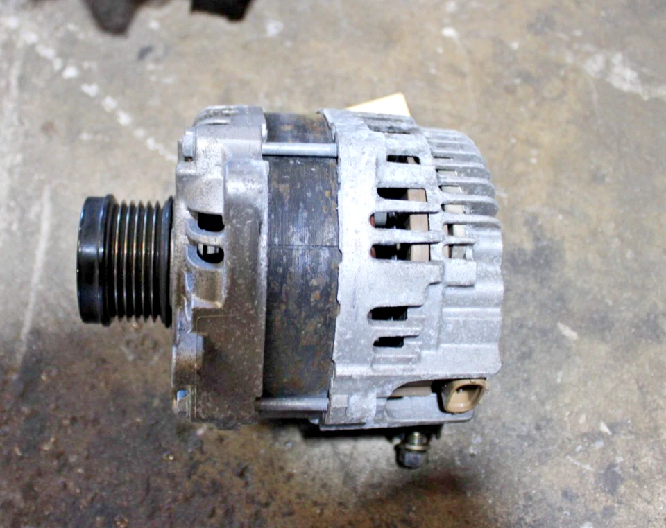 Conjunto de carga alternador Subaru WRX 2015-2018 23700AA911 OEM 15-18 Foto 2 de 4