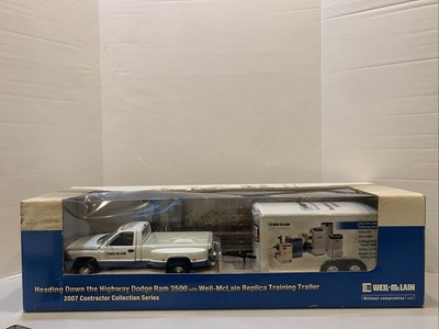 Ertl 1/18 Diecast Dodge Ram 3500 W/Weil-McLain Training Trailer 2007 ...