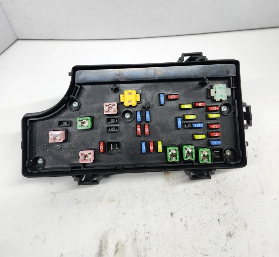 2010-2012 Jeep Patriot Compass Dodge Caliber Fuse Box TIPM P04692333AB OEM *READ - Image 2 of 4