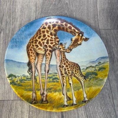 A Kiss For Mother Edwin M Knowles Sammelteller Giraffe Bone China 1981