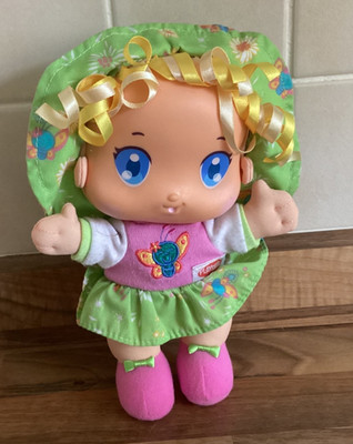Playskool Blonde Locken Weichkörper Puppe Glocke Rassel Hasbro Stoffpuppe 2009 8 Zoll