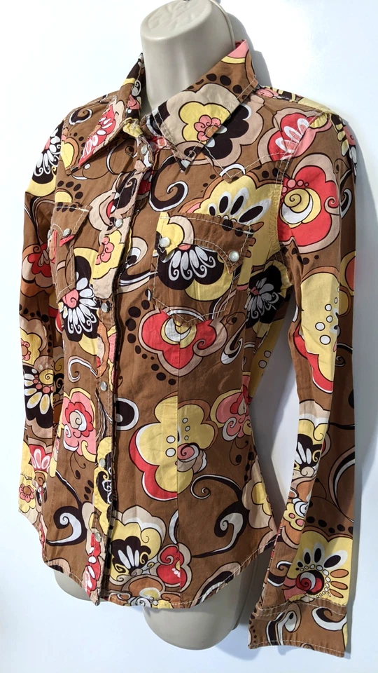 Camisa Western True Religion Para Mujer Talla M Vaquera Funky Rodeo Barrel Race Usada en Excelente Condición Foto 3 de 4