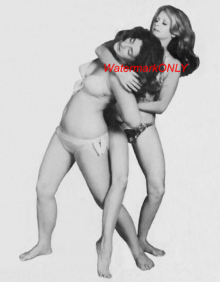 ''Gail v. Kayla'' Vintage ''Apartment House Wrestling'' ''BIKINI'' PHOTO! #(36j)