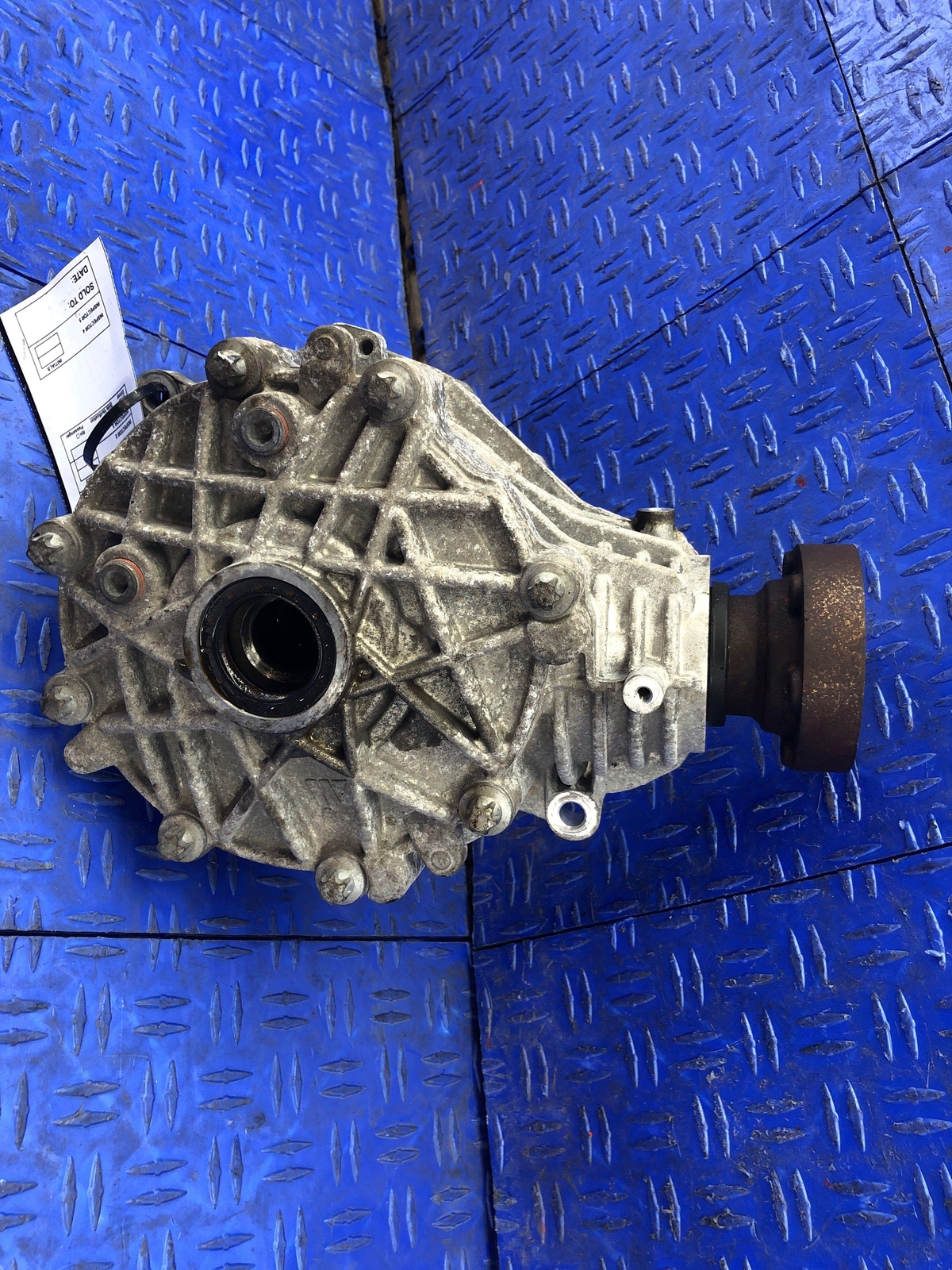 2014-2021 MASERATI QUATTROPORTE M156 FRONT DIFFERENTIAL AXLE CARRIER 06700326720