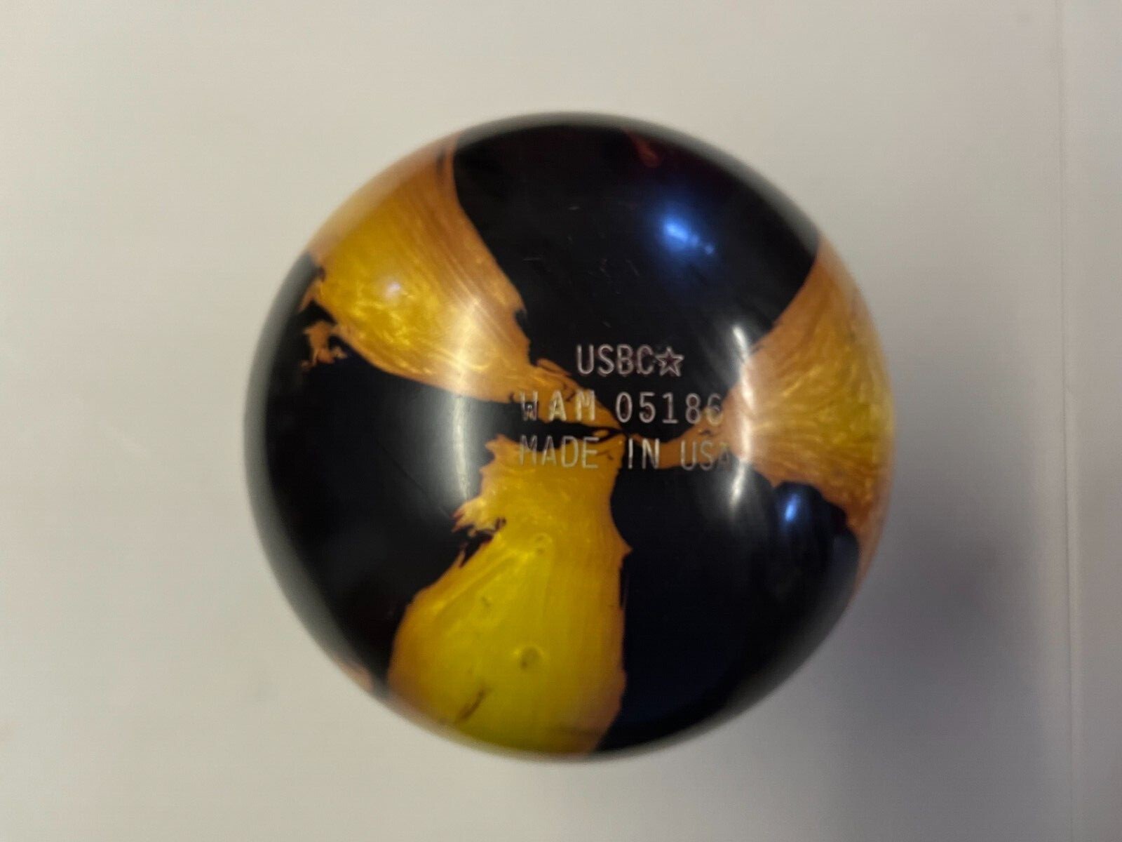 Motiv bowling ball 14 lb. Black & Yellow Hybird eBay