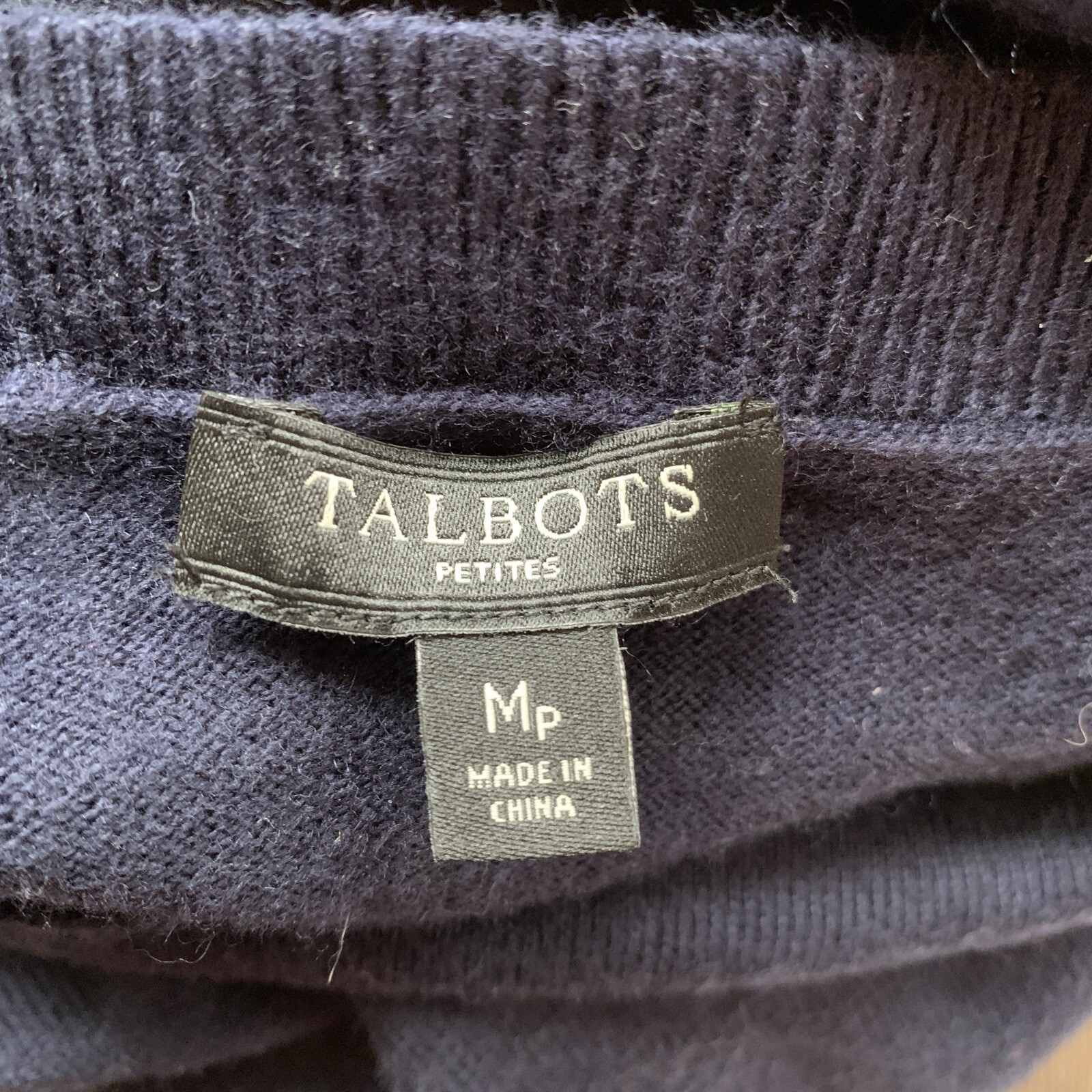 Talbots pullover size medium petite - image 3