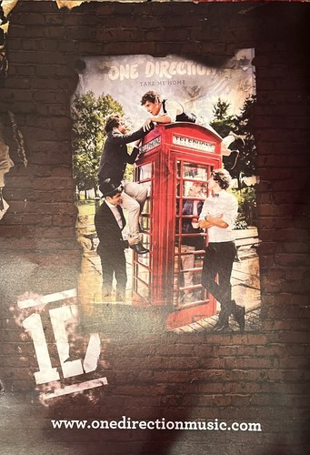 ONE DIRECTION Concert Tour 2013 Tour Program Book Souvenir Booklet - Imagen 2 de 4