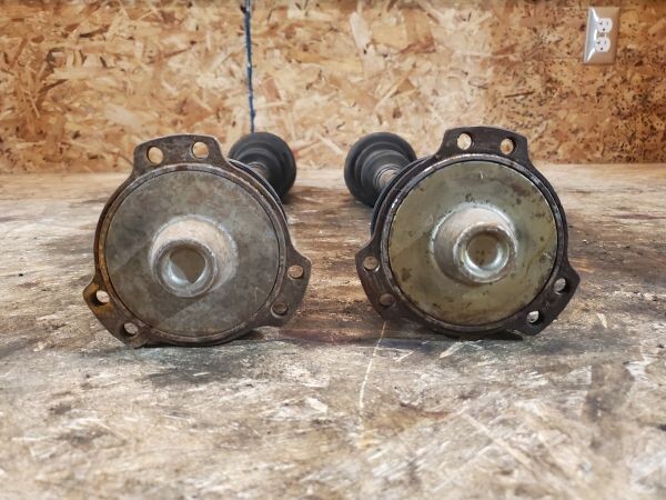 1989-94 Nissan 240SX S13 OEM Rear Axle 6 bolt Set Long and short