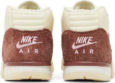 Size 10.5 - Nike Men display picture 1