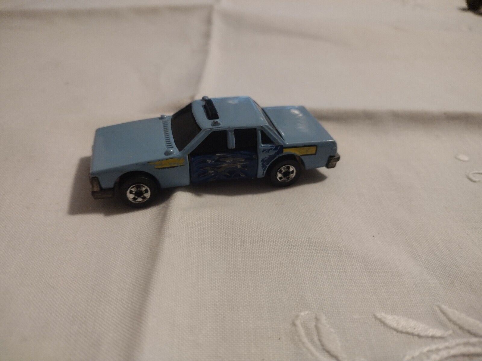 Vintage 1983 Hot Wheels Crack Ups Crunch Chief Blue State Police Car Crash