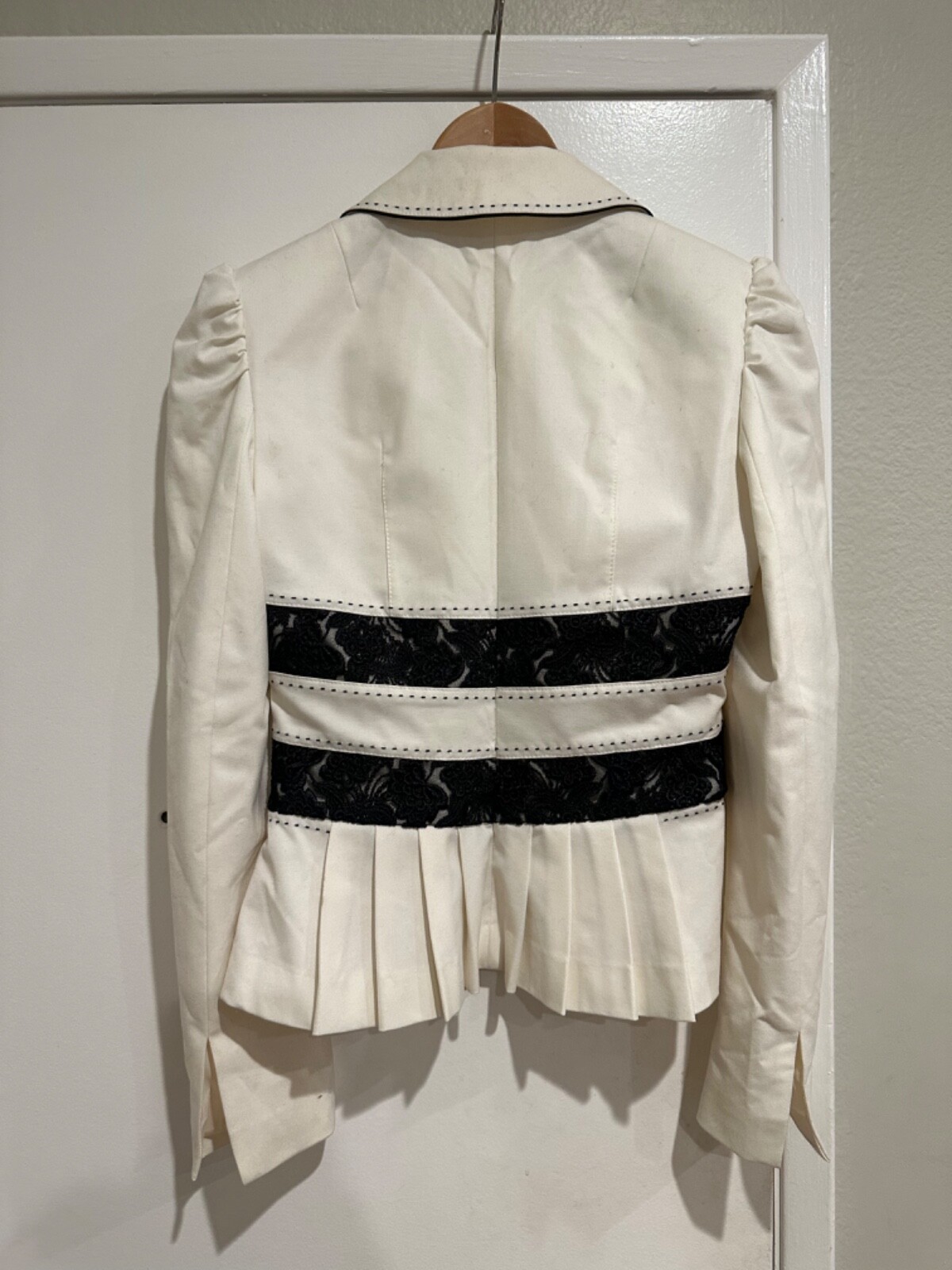 Bebe Jacket - image 5