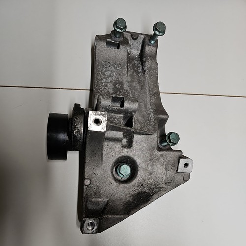 Aggregatehalter VW GOLF 5 V 036260885 1.4 59 KW 80 PS Benzin BUD