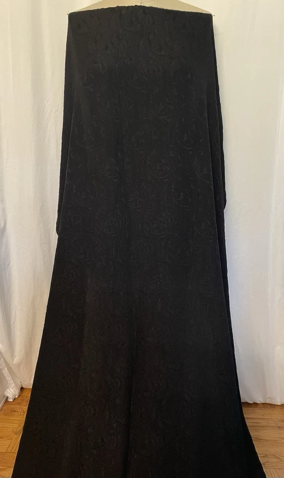 Tela negra de cuervo jacquard en relieve 100 % seda de alta calidad por yarda 44" de ancho Foto 4 de 4