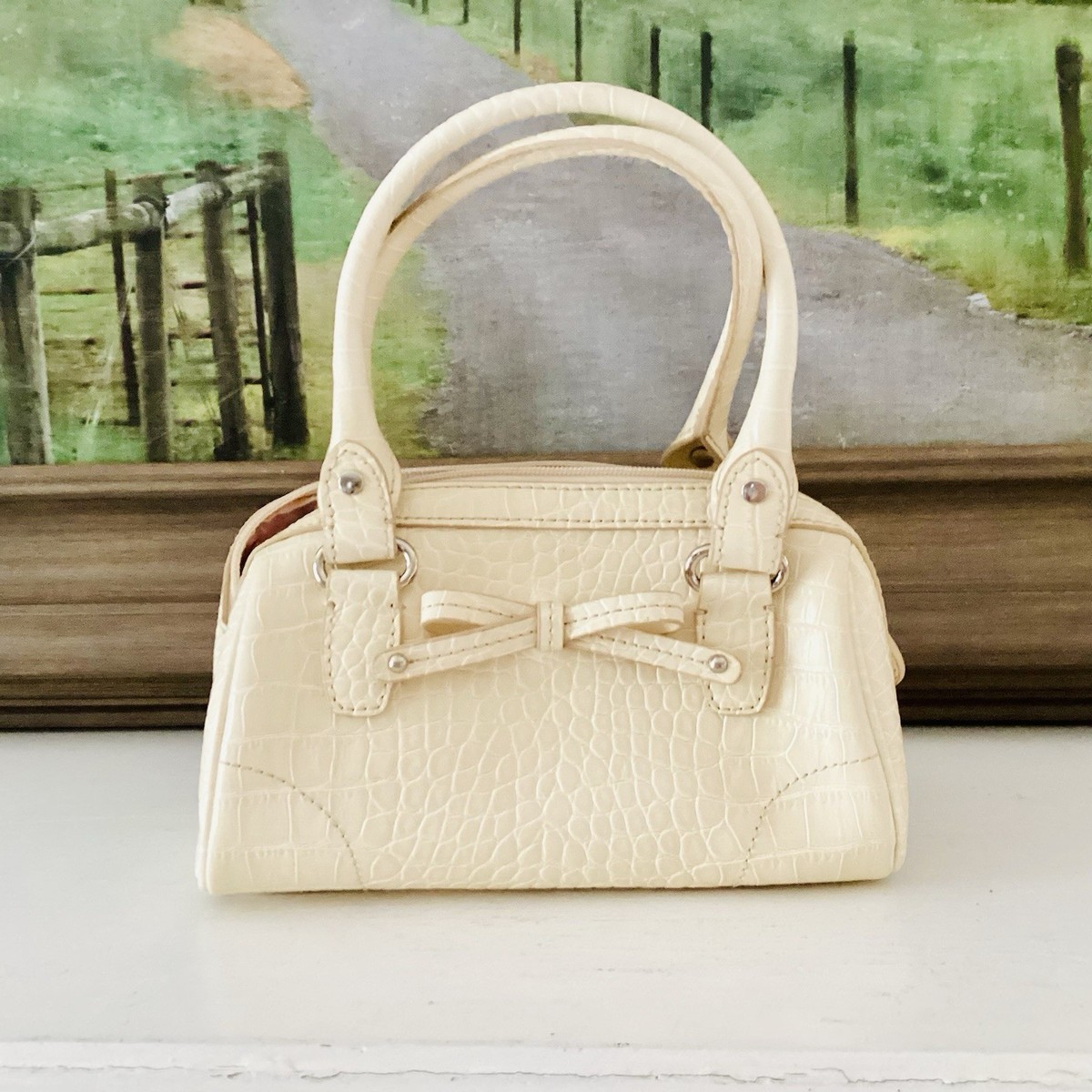 Liz Claiborne Mini Satchel Cream Croc Embossed Pleather Purse Bow