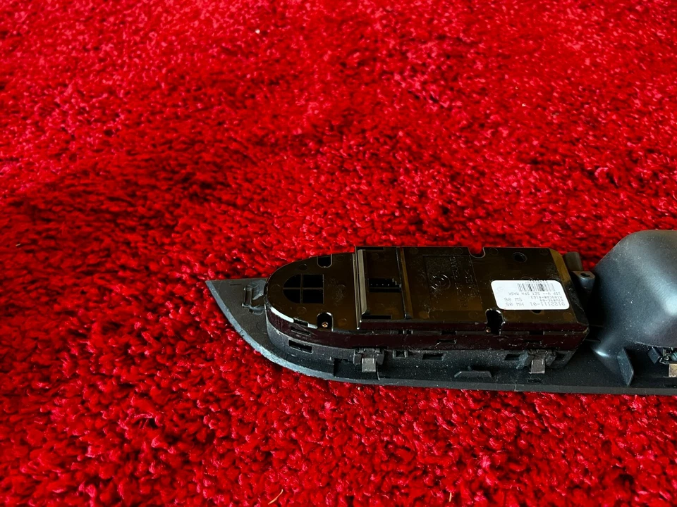 BMW 08-10 E60 E61 LCI ПЕРЕДНИЙ ЛЕВЫЙ ВОДИТЕЛЬ ГЛАВНЫЙ ПЕРЕКЛЮЧАТЕЛЬ СТЕКЛОПОДЪЕМНИКОВ АВТОМАТИЧЕСКИЙ СКЛАДНОЙ OEM 105MK - Изображение 4 из 4