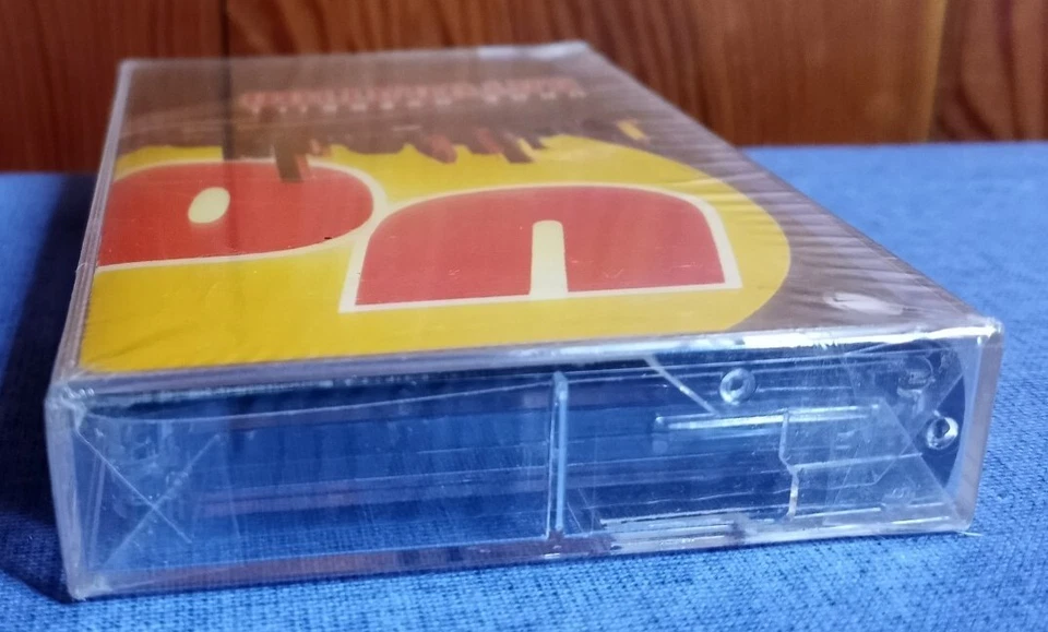 New URGE OVERKILL SATURATION Cassette Tape  1993 90s Hard Rock Glam - Image 4 of 4