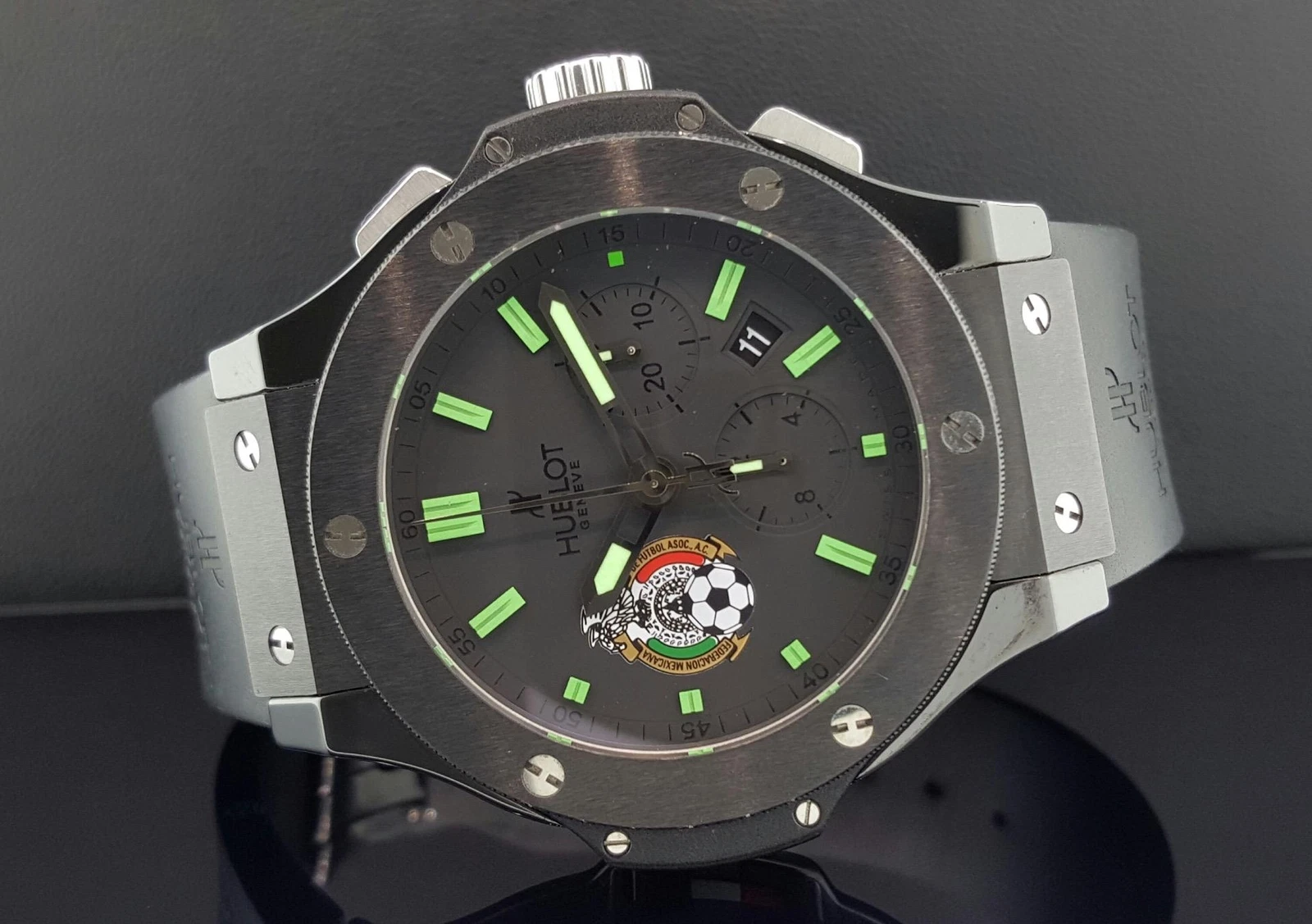 Hublot — Hublot Big Bang 44mm 'Pride Of Mexico' Limited Edition of 250 Black Ceramic Nice