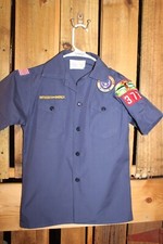Boy Scouts of America BSA Youth Shirt Medium Blue Sewn on patches
