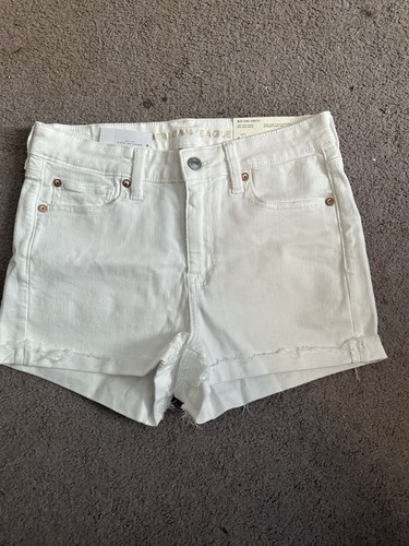 American Eagle White Next Level Stretch Shorts Size 8. Brand New In Package