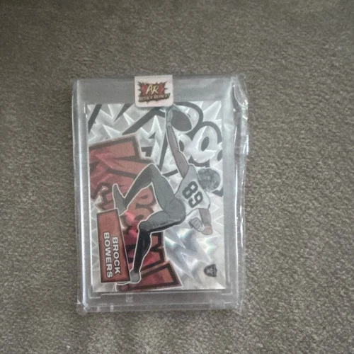 2025 Panini Absolute Brock Bowers Base (RAW)
