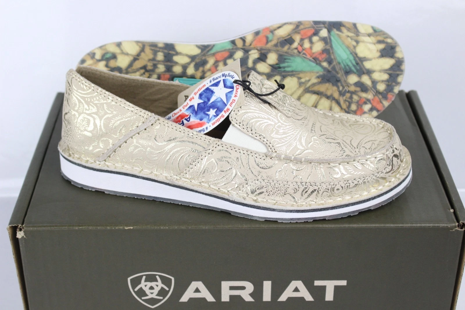 Ariat Women's Cruiser Slip On Shoes Pearl Floral Emboss 10050957
Opens in a new window or tab