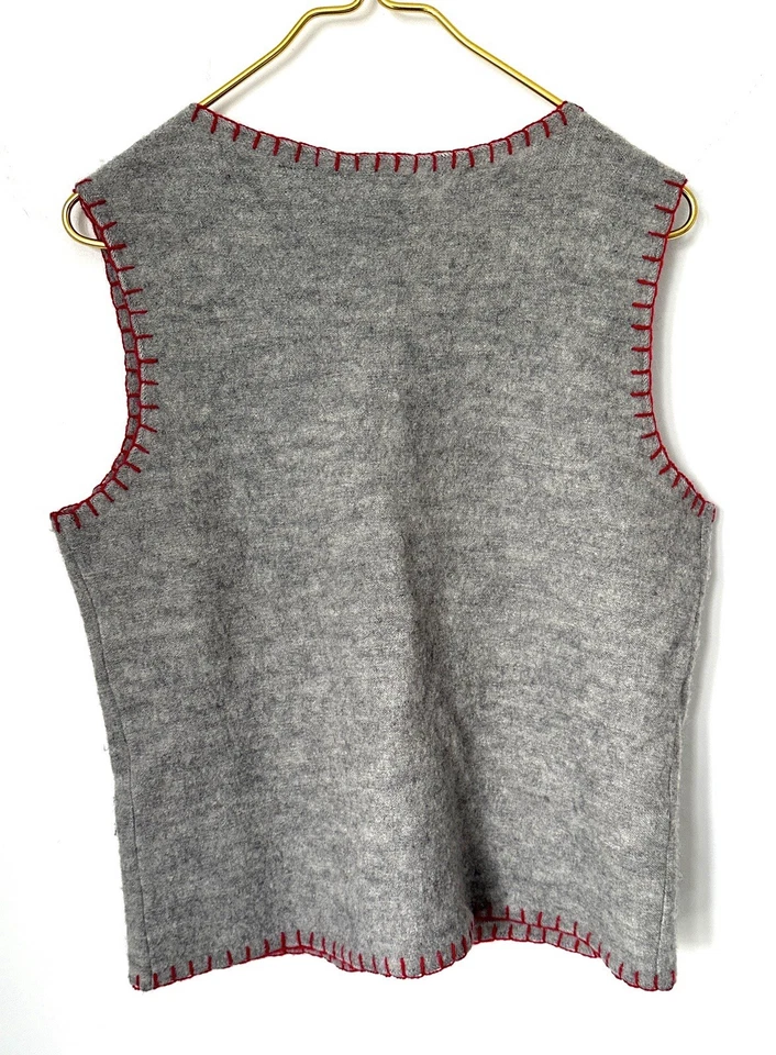Vintage Gray Christmas Holiday 100% Wool Appliqué Beaded Sweater Vest Size Small - Image 3 of 4