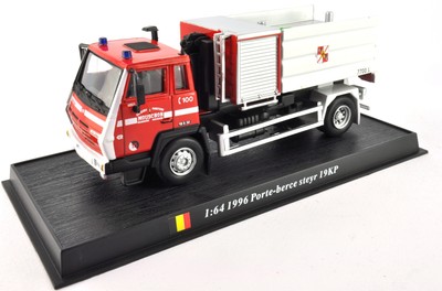 Neuf Delprado 1//64 Porte-berce Steyr 19KP 1996 Belgique Miniature Pompiers
