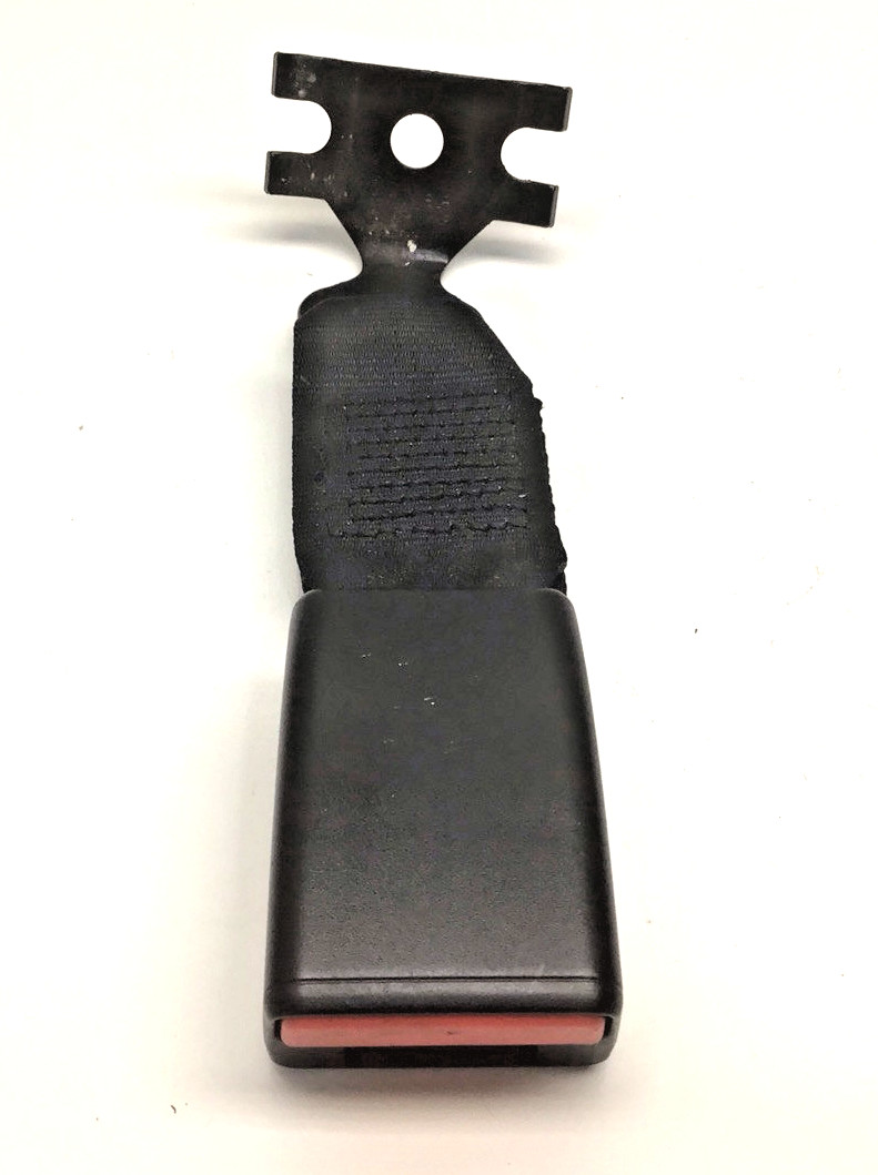 MASERATI GHIBLI REAR CENTER SEAT BELT SEATBELT BUCKLE OEM 2014 - 2020