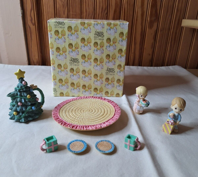 Vintage Precious Moments Mini Christmas Tea Set Collectible #20708 Enesco