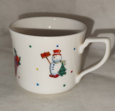 Vintage KFC Christmas 1994 Cup & Saucer Set Holiday Collectible Vintage KFC Christmas 1994 Cup & Saucer Set Holiday Collectible