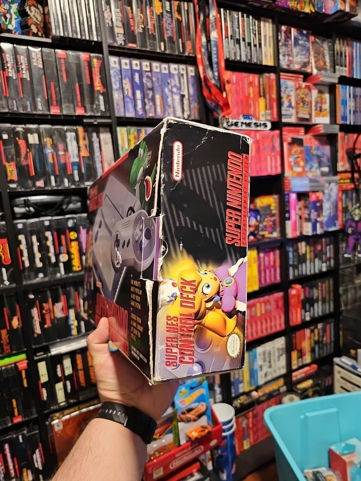 SNES SUPER NINTENDO JR JR. JUNIOR MODEL 2 SYSTEM CONSOLE Near COMPLETE IN BOX  - Image 2 of 4