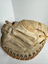 Rawlings RCM30 Baseball Catchers Mitt Right-Handed Throw RHT -READ