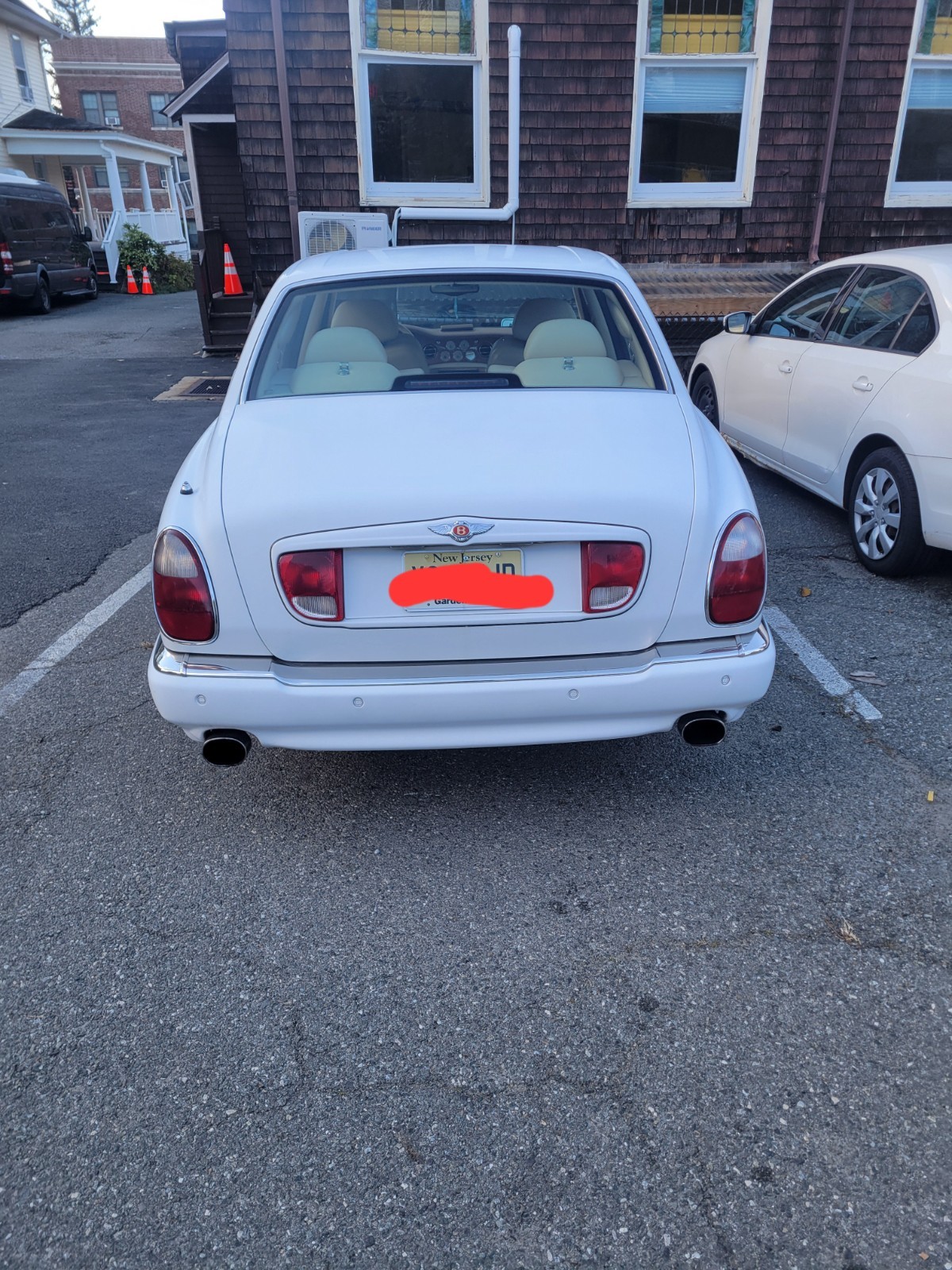 2001 Bentley Arnage — Clean Title — 78,500 Miles — White — Runs & Drives — Best