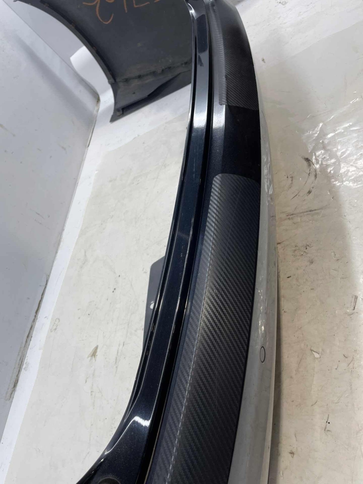 2014-2017 Maserati Quattroporte Rear Bumper Assembly Scratches Cracks