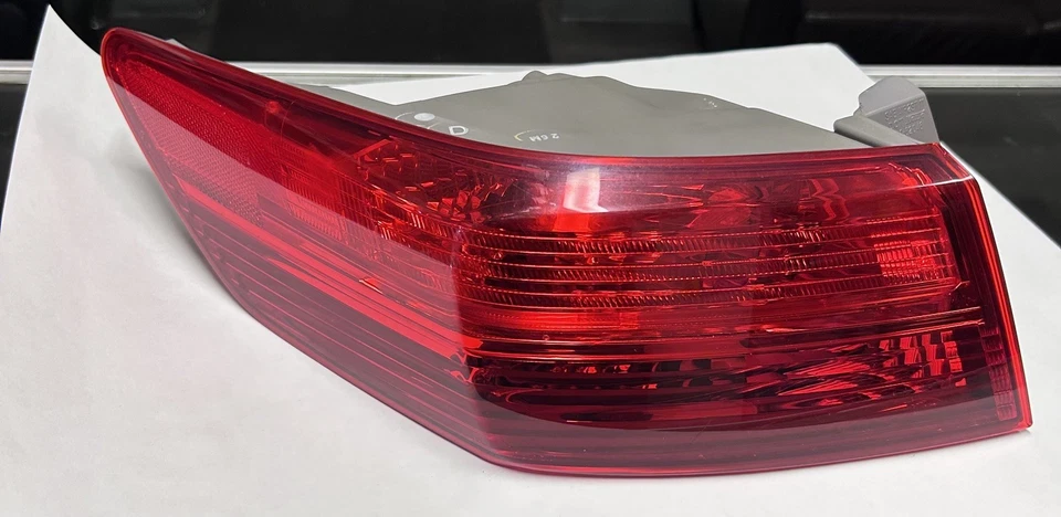 Luces traseras exteriores izquierda y derecha Acura ILX 2013-2015 OEM montadas Foto 3 de 4