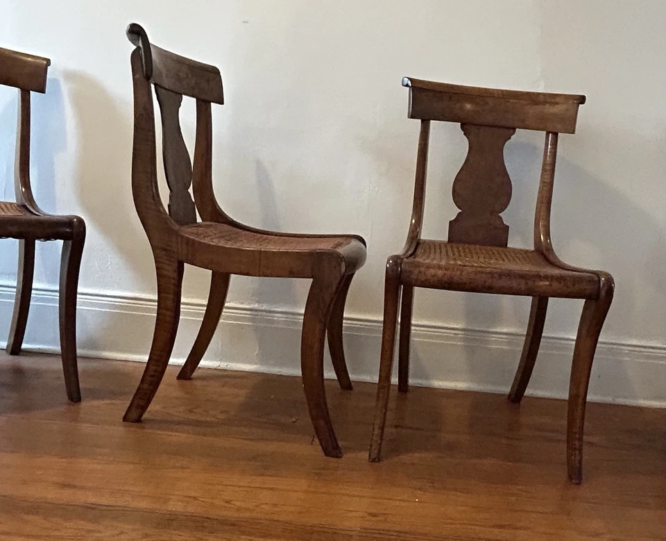 Antique Federal Side Chairs Birdseye & Tiger Maple Curved Backs Set Of 5 - Image 2 of 4