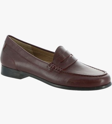 ARRAY Women's Harper Slip-On Leather Loafer Burgundy 9.5N