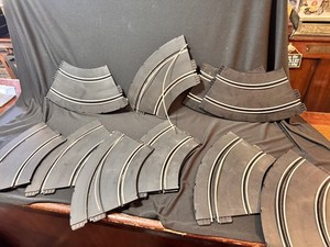 Vtg 1960’s Strombecker Racing Slot Car 11 piece Track lot 1:32 scale AS FOUND