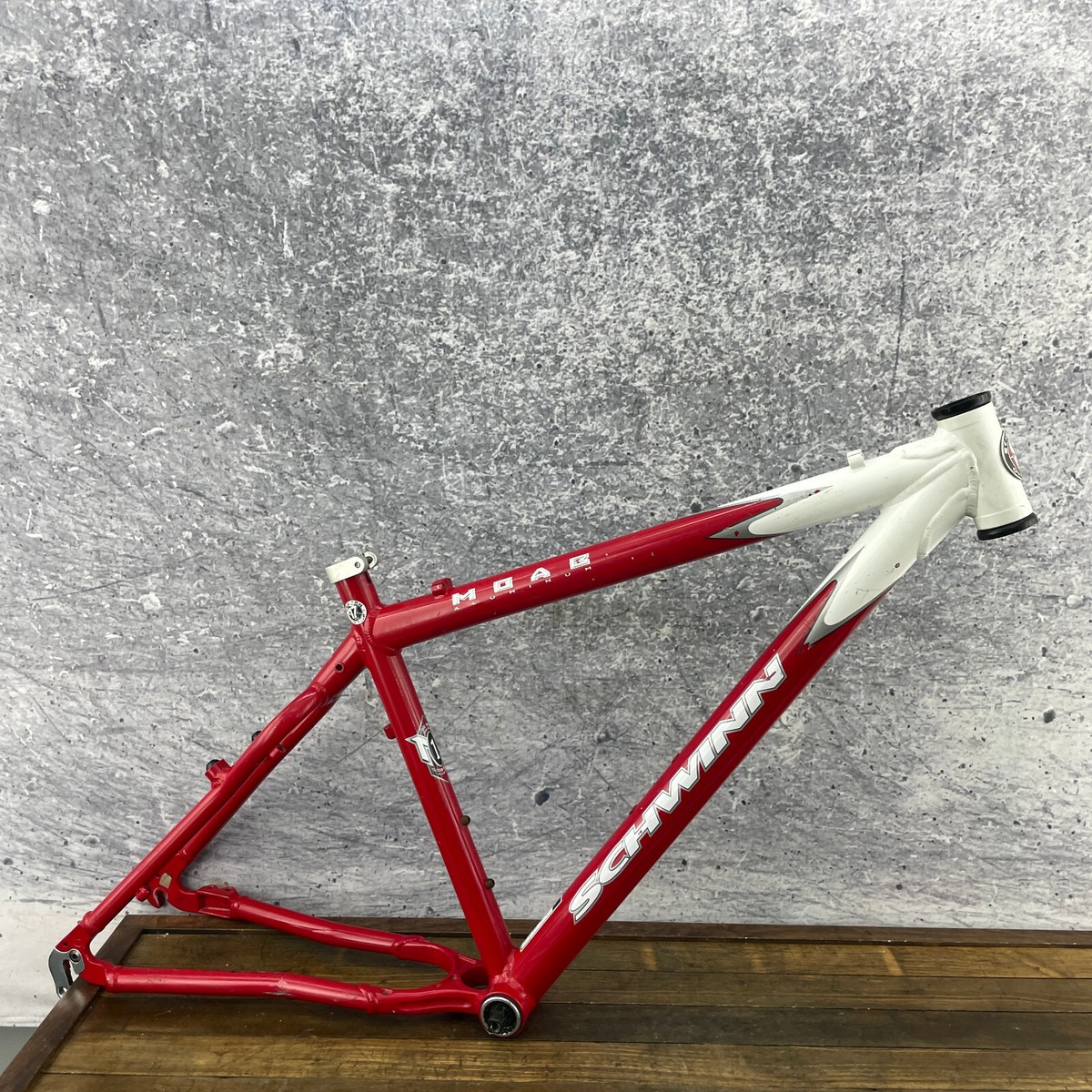 【中古】Schwinn Moab 17インチ Vintage Schwinn Moab Frame 17 in Red 135 mm 90s MTB Mountain