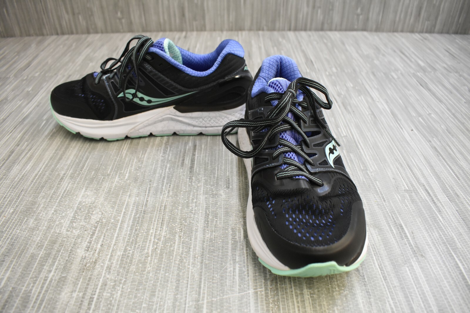 women's saucony redeemer iso 2