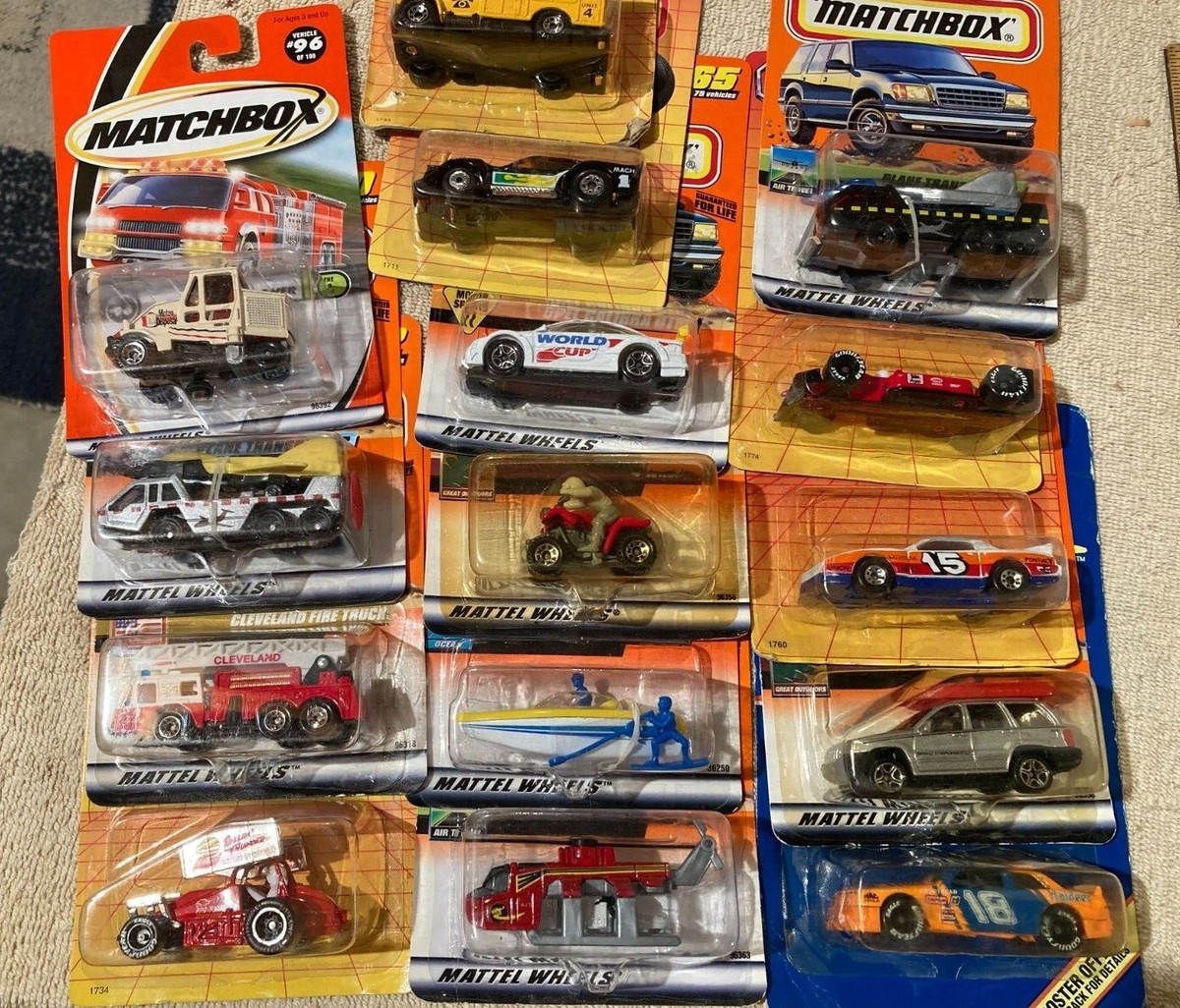 【希少品‼︎】マッチボックス　スピードパック 1985 Matchbox Superfast SF21 300 ZX Red Base, Slight bend on Card