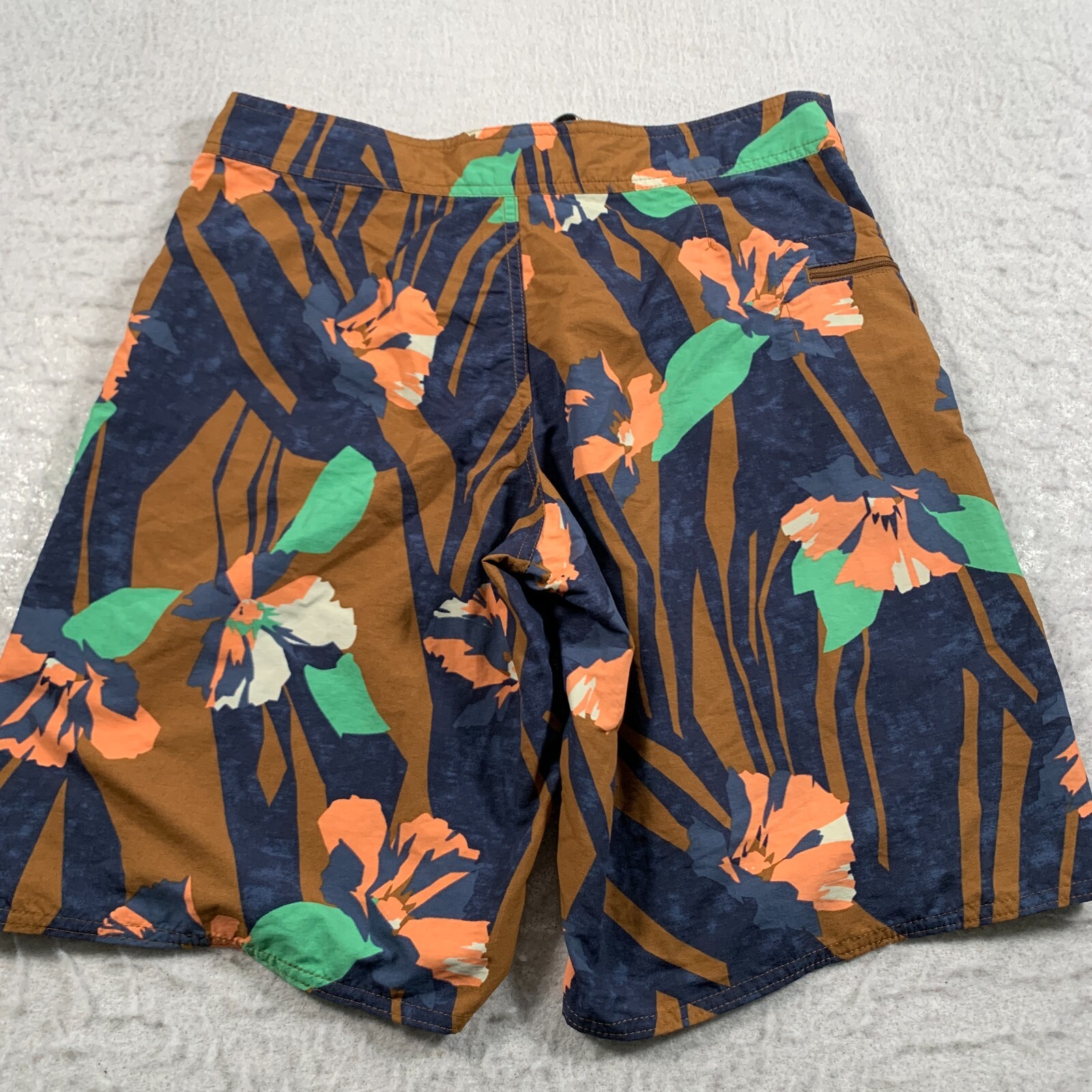 Patagonia Mens Board Shorts Blue Floral Size 30 Draws… Gem