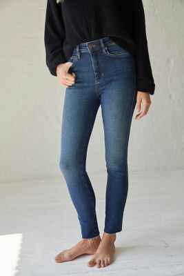 Free People Raw Hem High-Rise Jegging Jeans. Blau. W25 L27. UVP 78£