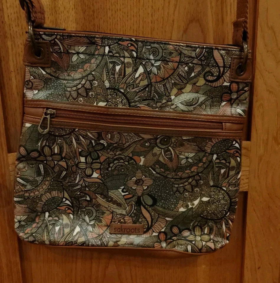 Cartera Bandolera Sakroots Sienna Spirit Desert Floral Lona Recubierta de PVC B4 Foto 2 de 4